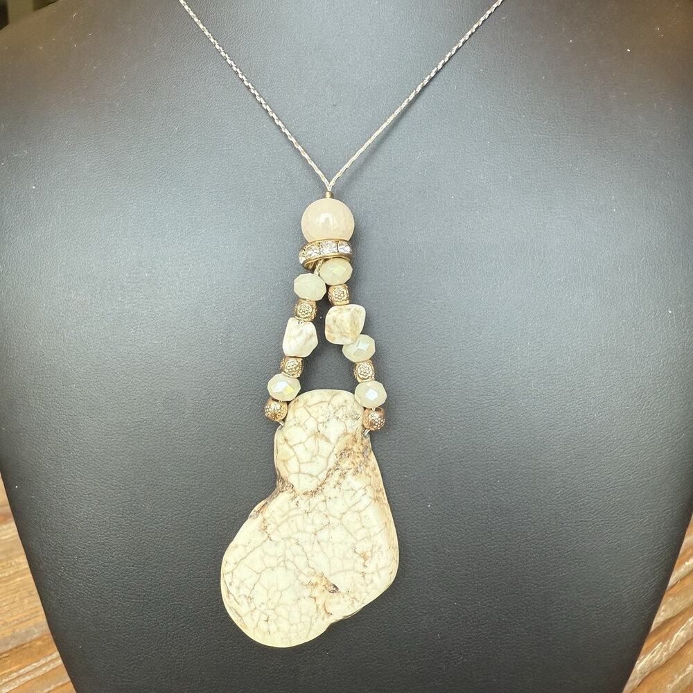 White Abstract Shape Howlite Stone Long Length Necklace Pink Rose Quartz Bead
